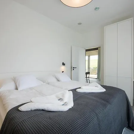 Demaenova Resort 4*